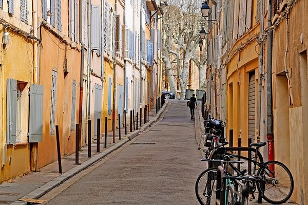 Aix-en-provence : votre guide complet pour explorer la ville